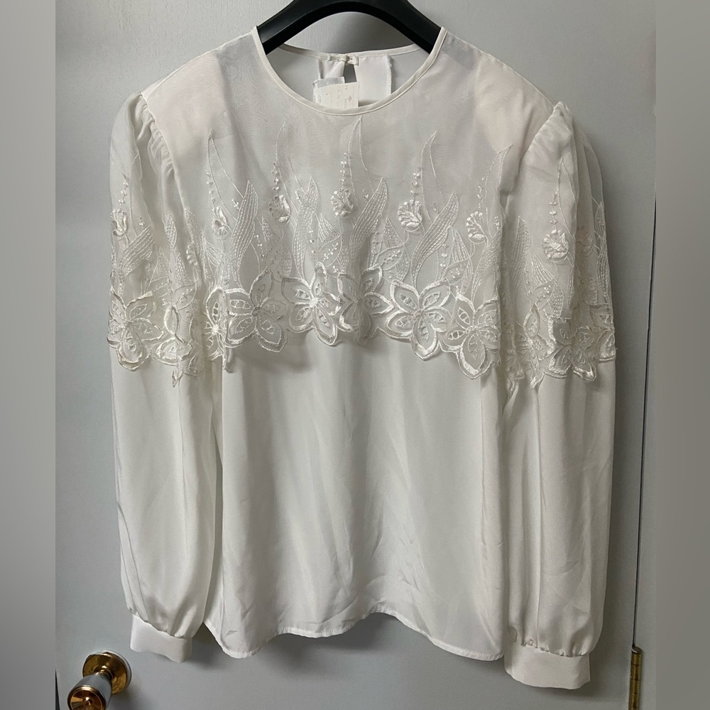 Vintage 80’s/90’s White Lace Women's Top